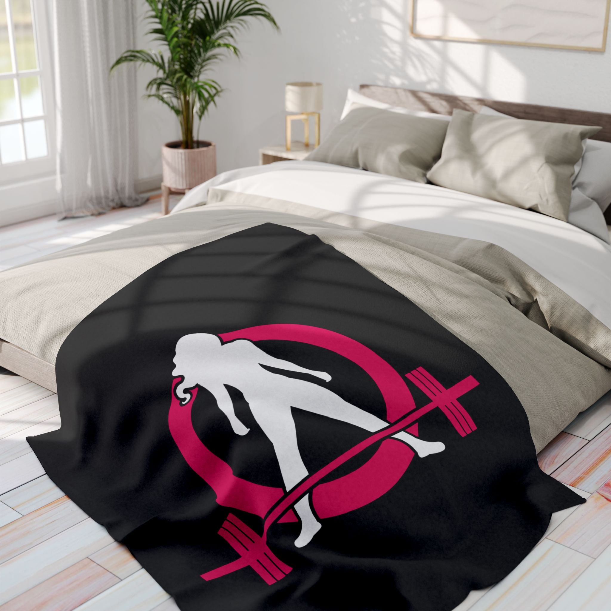 WWLW Arctic Fleece Blanket – Black Classic Logo 🖤