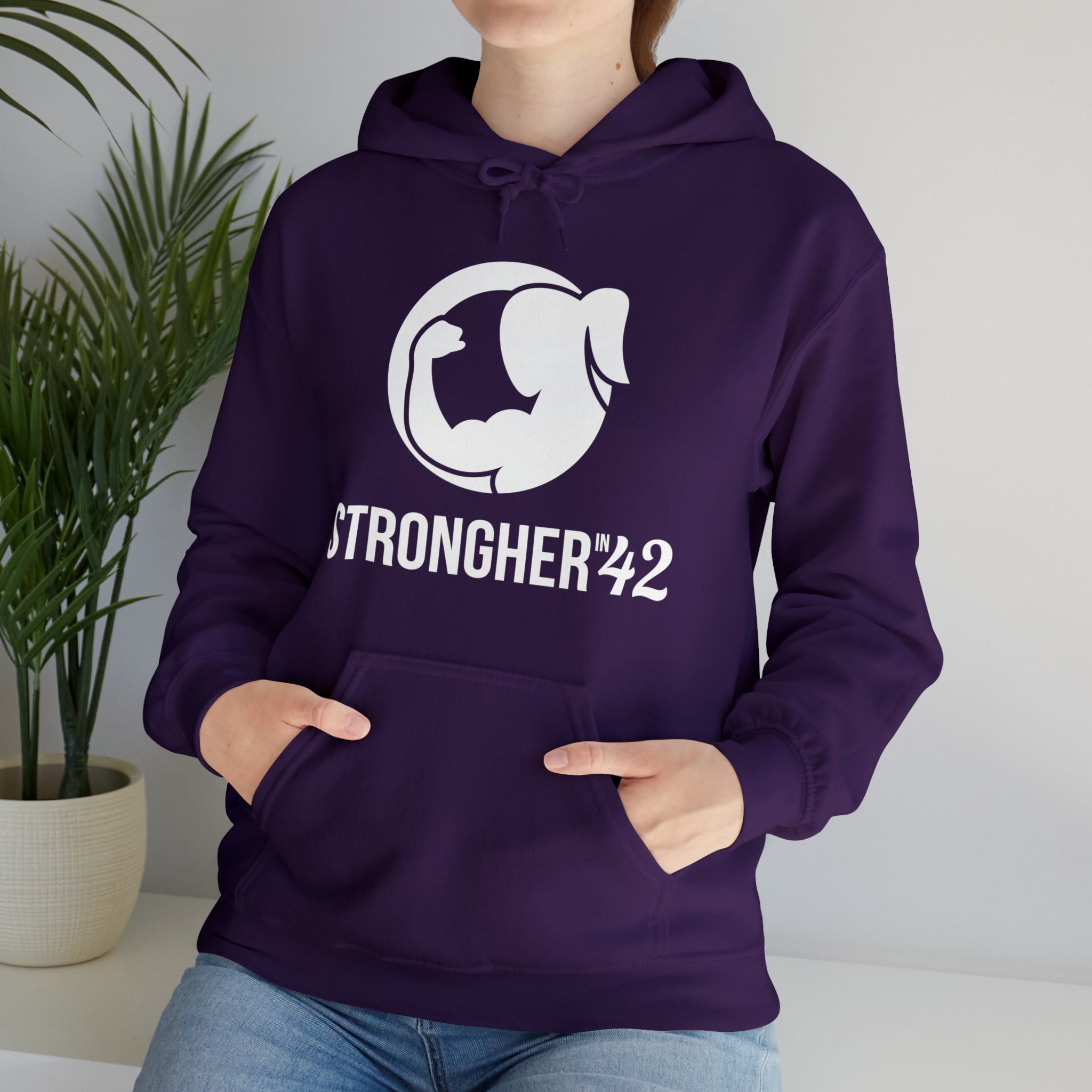 Strong Her in 42 - Classic Logo White - Unisex Heavy Blend Hooded Sweatshirt