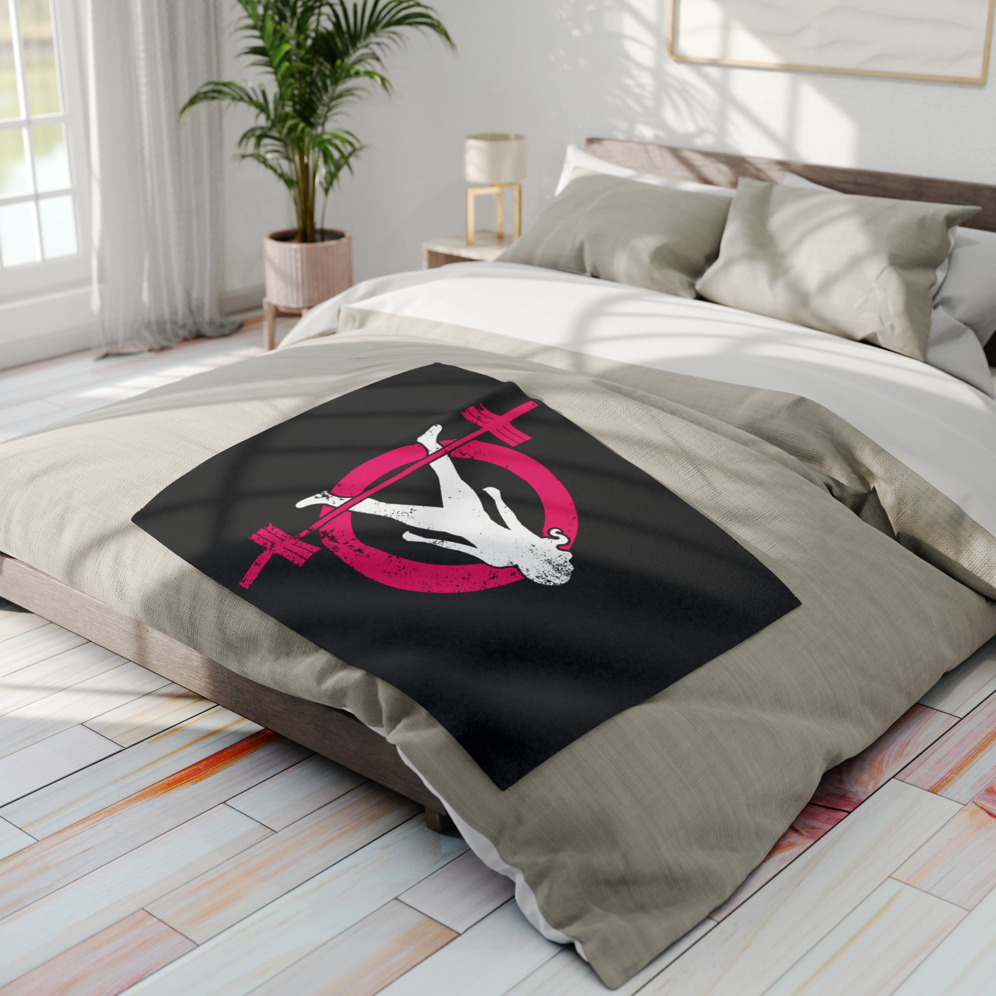 Arctic Fleece Blanket - Black Distressed Logo
