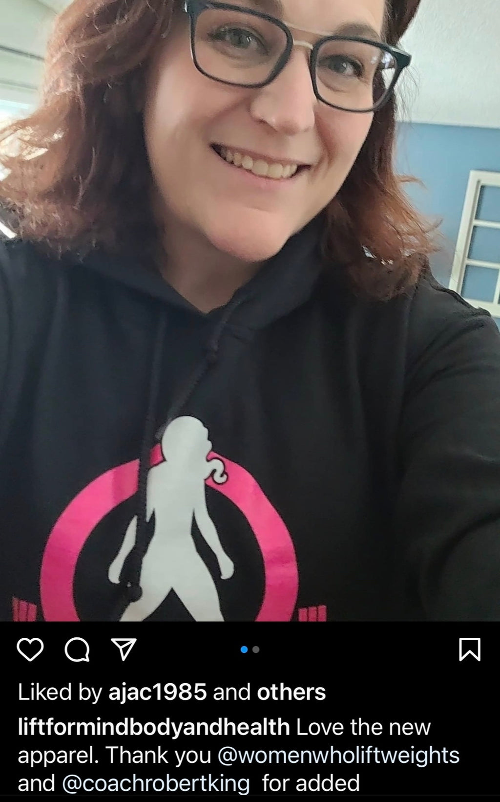 Classic Hoodie (Best Seller) - Unisex Heavy Blend Hooded Sweatshirt - Color Distressed Logo - Plain Back