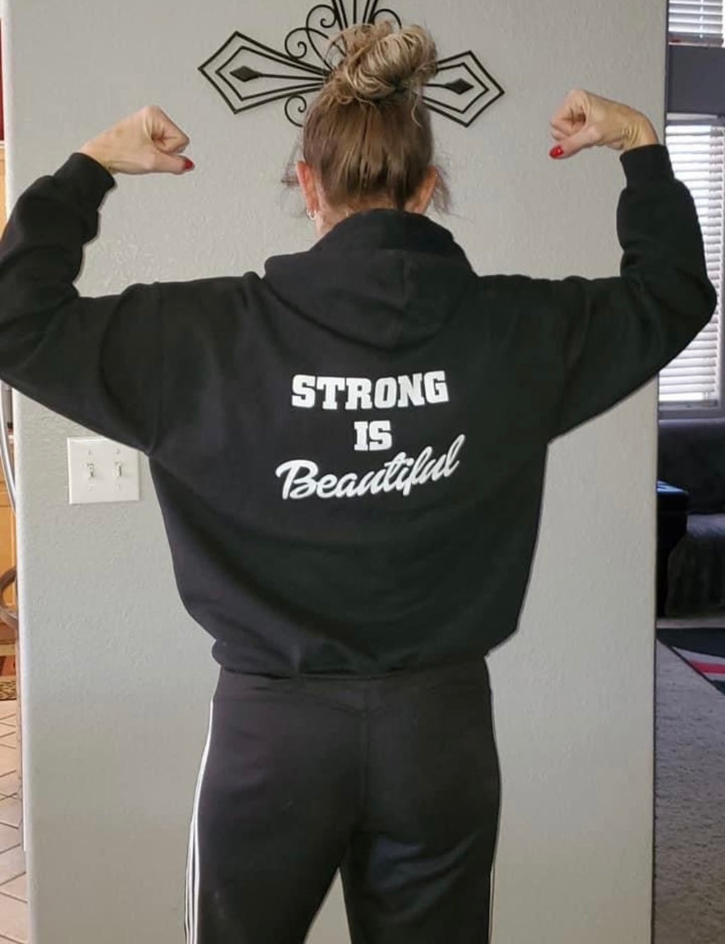 Strong Is Beautiful – Unisex Heavy Blend™ Hooded Sweatshirt (Distressed White Logo) 🤍💪